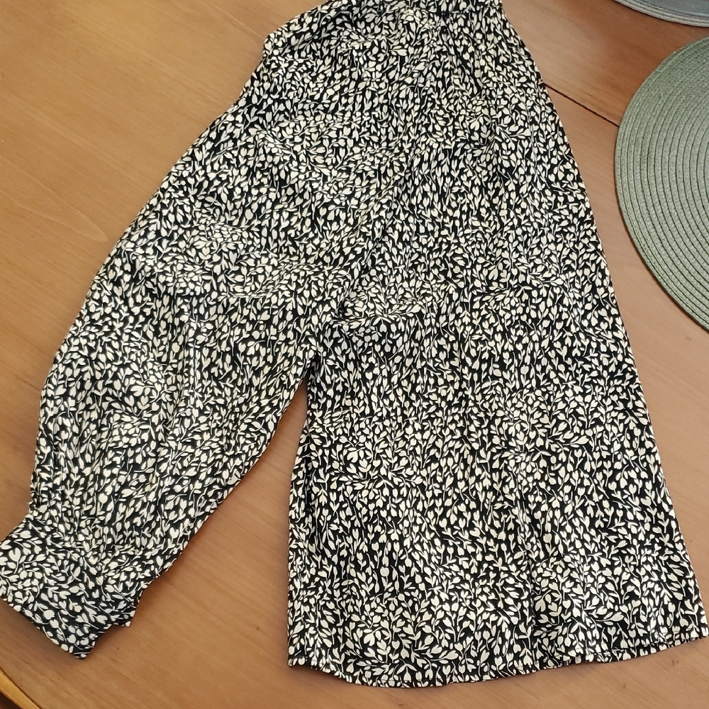Mango Flower Patterned Blouse - Picture 10 of 10